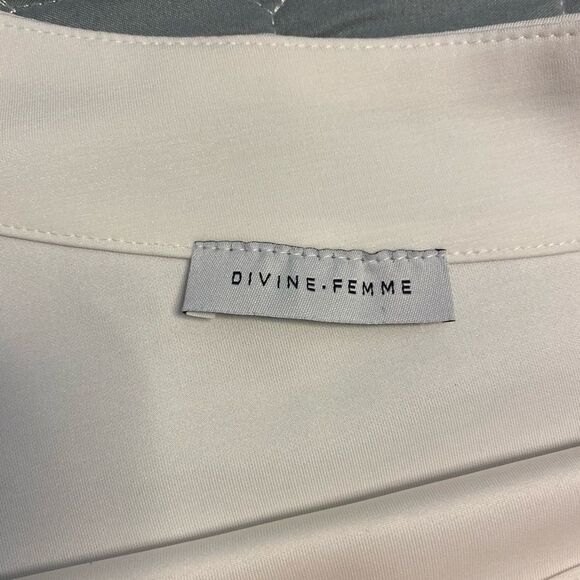 Divine Femme white blouse, M - Picture 5 of 6